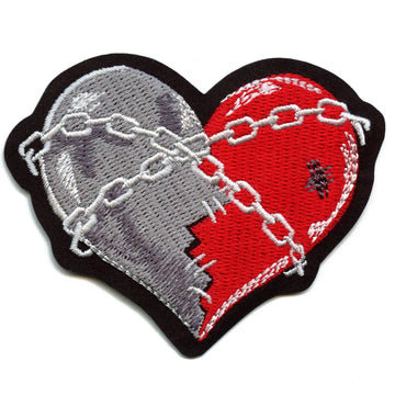 Ivy Dolamore Art Patch Chained Love Heart Embroidered Iron-On